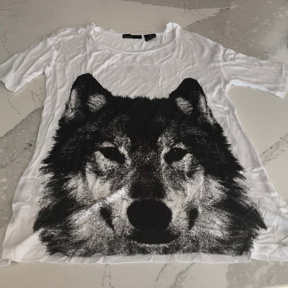 NWOT press White Short Sleeve Tee with Wolf